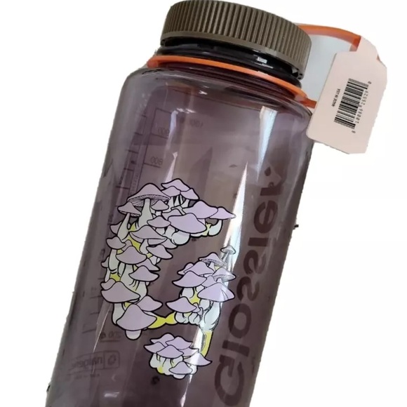 GLOSSIER Seattle 32oz Nalgene Water Bottle Mushroom G - LIMITED EDITION RARE HTF - Picture 4 of 5